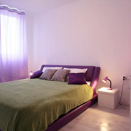 Minismart Rainbow Garden&jacuzzi Hotel de apartamente *