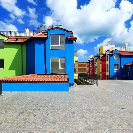 Minismart Rainbow Garden&jacuzzi * Balcic