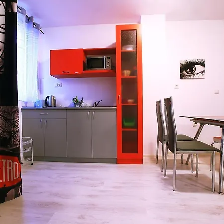 Minismart Rainbow Garden&jacuzzi *