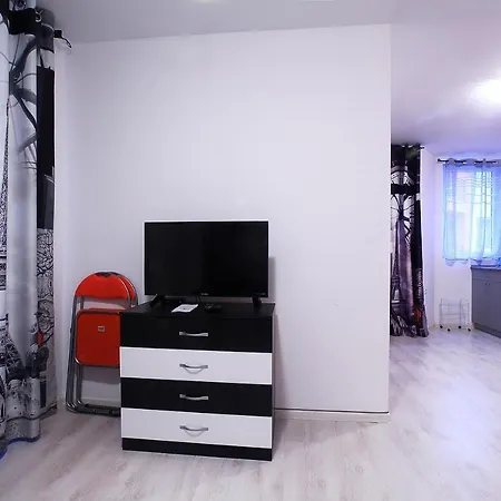 Minismart Rainbow Garden&jacuzzi Hotel de apartamente Balcic